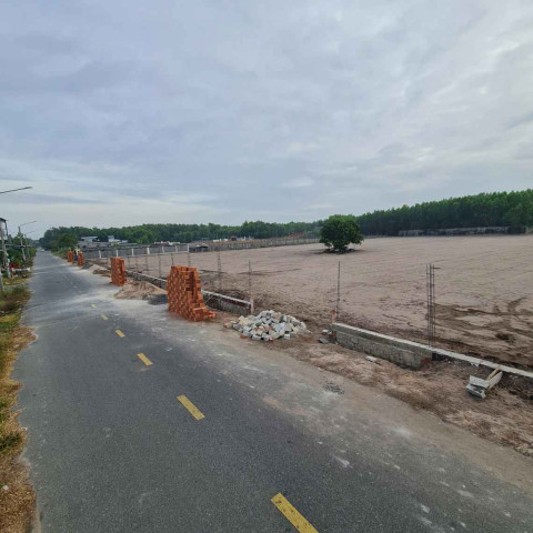 Bán đất Phước Hải gần biển. Diện tích 10 x 30 có 7 lô giá F0 3,2 tỷ 2 tháng công chứng