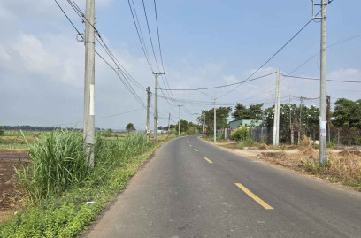 Bán đất thị trấn Đất Đỏ đường Lê Thánh Tông 123m2 giá chỉ 1,2 tỷ